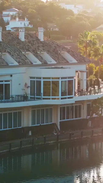 อุ้มบุญ อุ้มรัก พ่อเศรษฐีพันล้าน