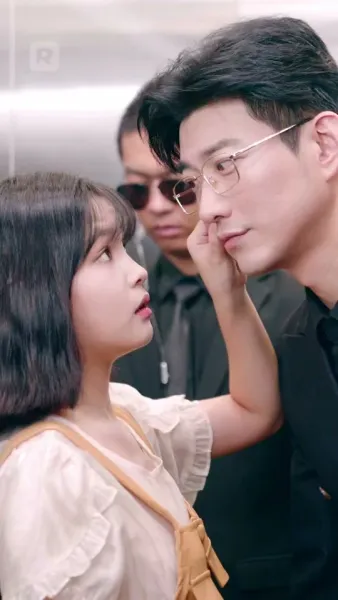 ชีวิตการทำงานของภรรยาท่านปรธาน