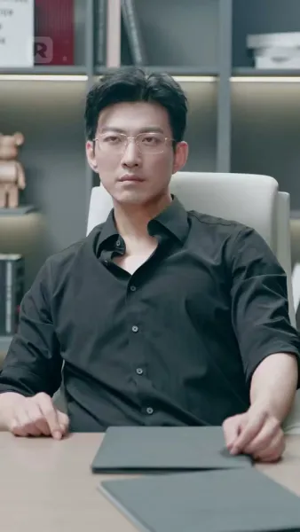 ชีวิตการทำงานของภรรยาท่านปรธาน