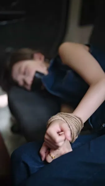 วิวาห์ฟ้าแลบกับภรรยาทั้งหวานทั้งโหด