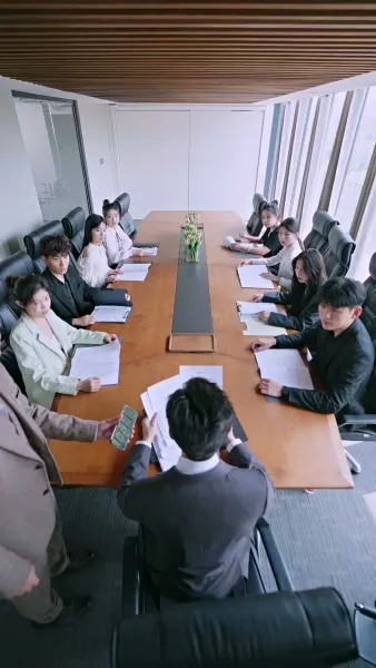 วิวาห์ฟ้าแลบกับภรรยาทั้งหวานทั้งโหด