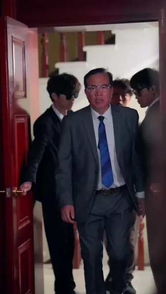 คุณกู้ ภรรยาคุณเซ็นหย่าแล้ว