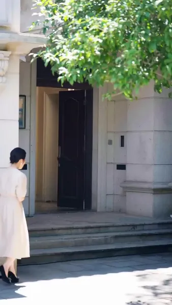 คุณกู้ ภรรยาคุณเซ็นหย่าแล้ว