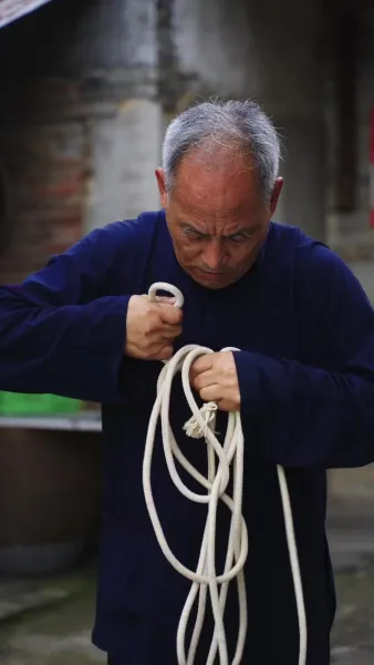 พังพอนลึกลับ