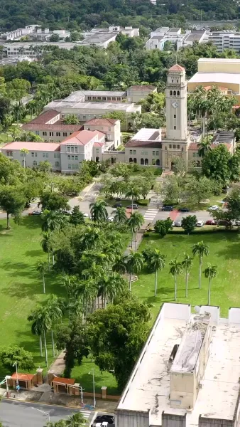 เชียร์ไม่มีกั๊ก รักนี้เพื่อนาย