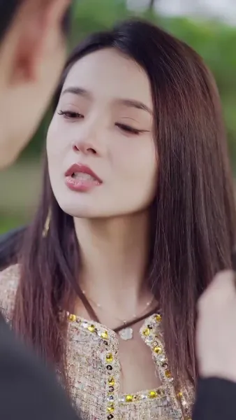 ตัวตนสะใภ้ถูกเปิดโปง