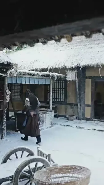 อยู่ดีๆ มีลูกสาวห้าคน แถมแม่เป็นฮ่องเต้หญิงอีก