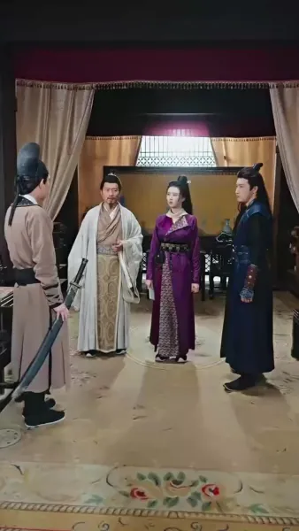 อยู่ดีๆ มีลูกสาวห้าคน แถมแม่เป็นฮ่องเต้หญิงอีก