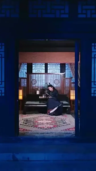 อยู่ดีๆ มีลูกสาวห้าคน แถมแม่เป็นฮ่องเต้หญิงอีก