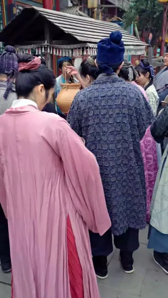 แม่บ้านทะลุมิติ