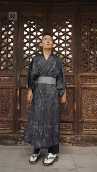 (พากย์) ตื่นขึ้น: ขอทานเทพสงคราม