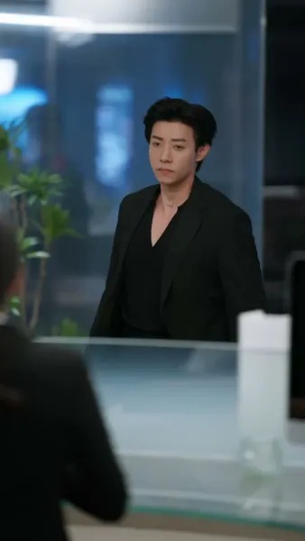 อ้อมกอดที่มีหนาม