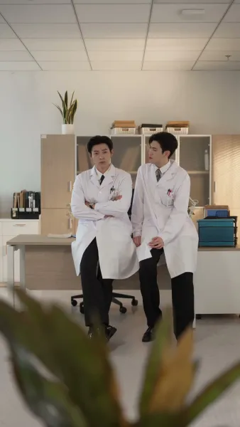 อ้อมกอดที่มีหนาม