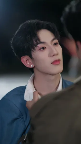 อ้อมกอดที่มีหนาม