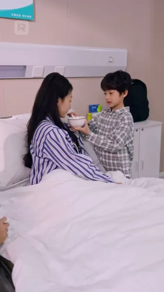 เด็กหนุ่มเนตรทองคำ