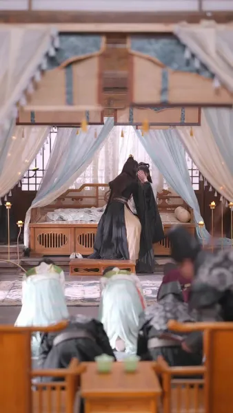 เรื่องเล่าจากพระราชวังตะวันออก