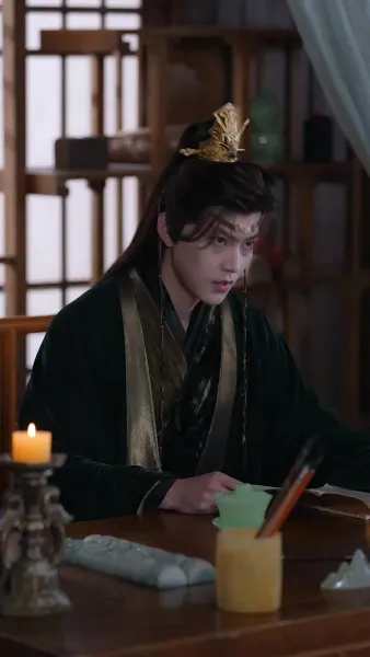 เรื่องเล่าจากพระราชวังตะวันออก