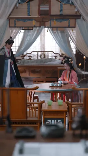 เรื่องเล่าจากพระราชวังตะวันออก