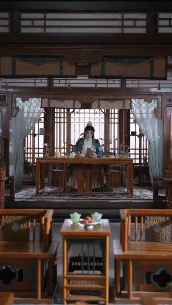 เรื่องเล่าจากพระราชวังตะวันออก