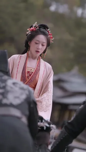 เรื่องเล่าจากพระราชวังตะวันออก