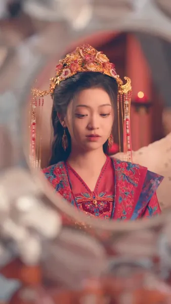 เรื่องเล่าจากพระราชวังตะวันออก