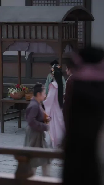 เรื่องเล่าจากพระราชวังตะวันออก