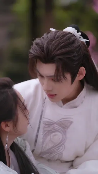 เรื่องเล่าจากพระราชวังตะวันออก