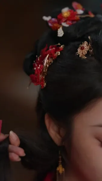 เรื่องเล่าจากพระราชวังตะวันออก