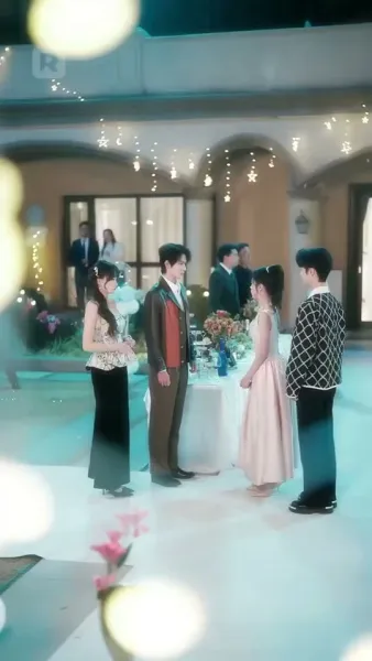 กุหลาบเหล็ก แห่งโรงเรียนไฮโซ