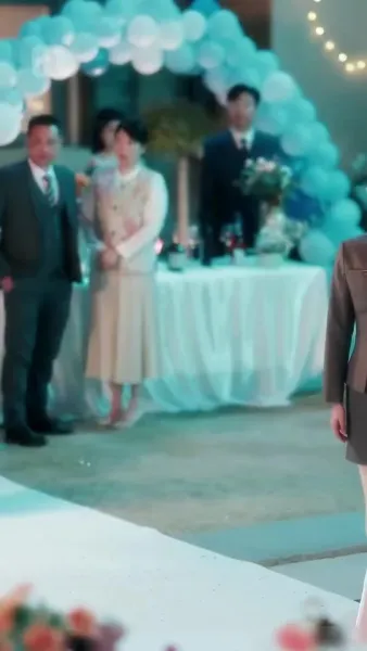 กุหลาบเหล็ก แห่งโรงเรียนไฮโซ