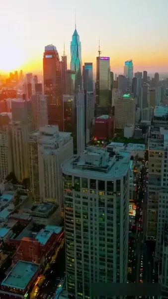 กุหลาบเหล็ก แห่งโรงเรียนไฮโซ