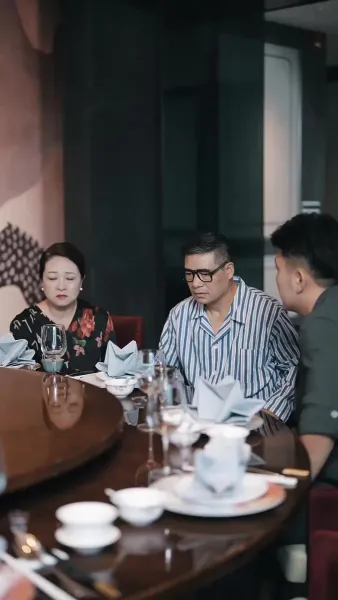 กุหลาบในกำมือ