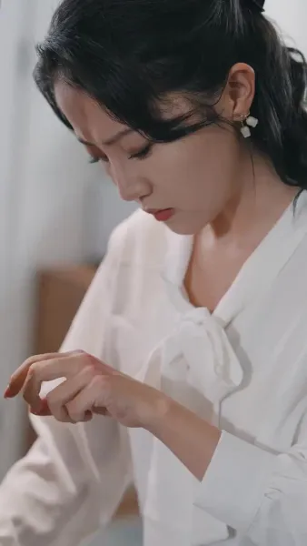 กุหลาบในกำมือ