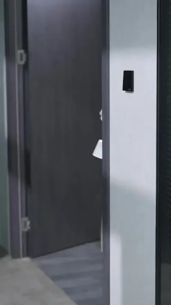 กุหลาบในกำมือ