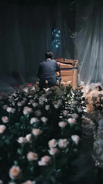 กุหลาบในกำมือ