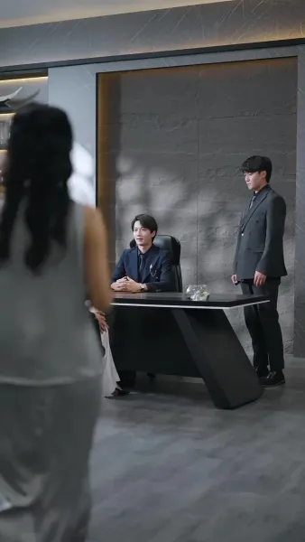 กุหลาบในกำมือ