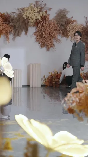 กุหลาบในกำมือ