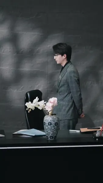 กุหลาบในกำมือ