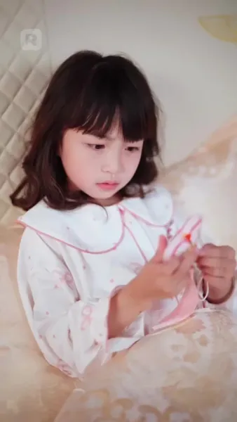 อย่าไปแหยมเด็กอุ้มตุ๊กตา เธอต่อสู้โหดมาก