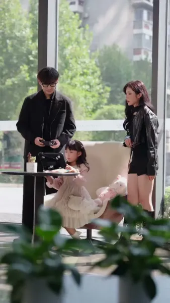 อย่าไปแหยมเด็กอุ้มตุ๊กตา เธอต่อสู้โหดมาก