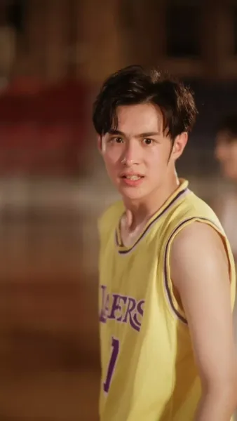 แสงจันทร์ที่ผิดสัญญา