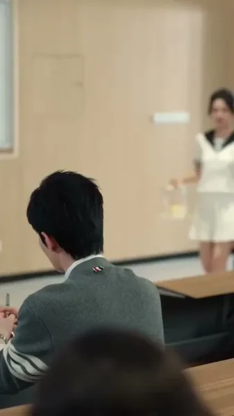 ที่สระน้ำทุกเช้า