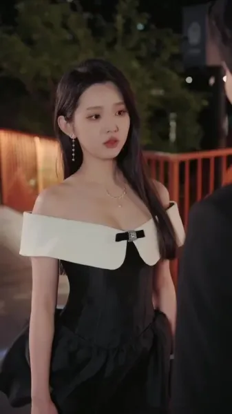 ที่สระน้ำทุกเช้า