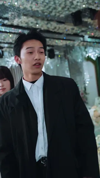 ชีวิตที่พลิกผัน