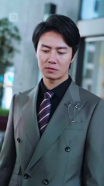 ชีวิตที่พลิกผัน