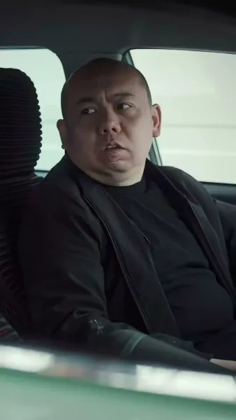 หมัดเหล็กแห่งการไถ่บาป