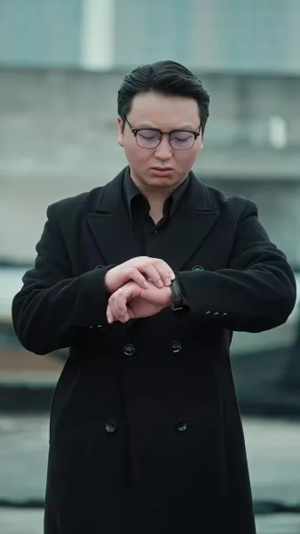 หมัดเหล็กแห่งการไถ่บาป