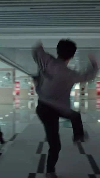 หมัดเหล็กแห่งการไถ่บาป