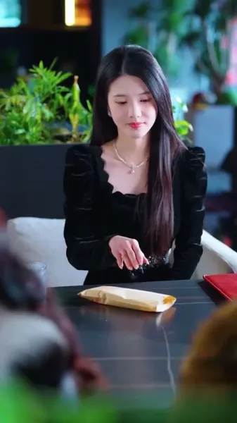 าคู่มือแฝงตัวในแวดวงไฮโซ