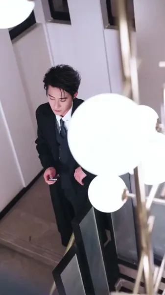 าคู่มือแฝงตัวในแวดวงไฮโซ